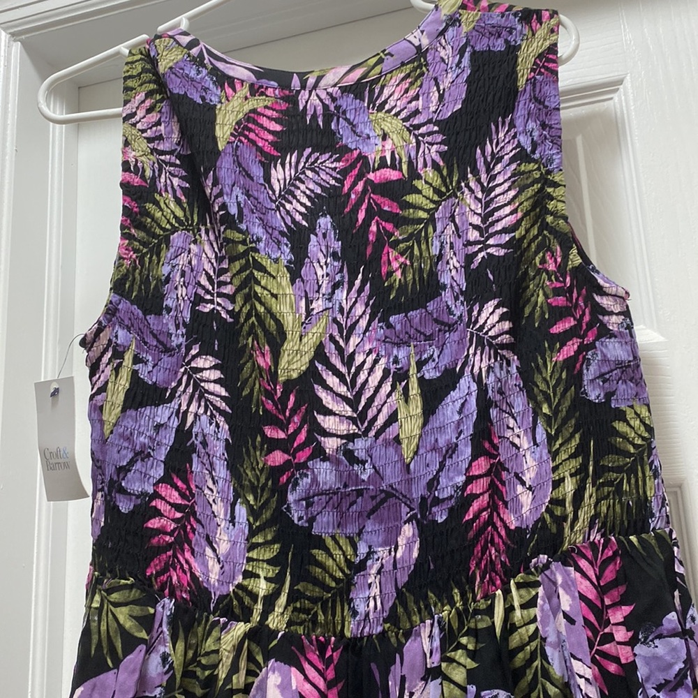 Colorful Dress - Picture 3 of 8